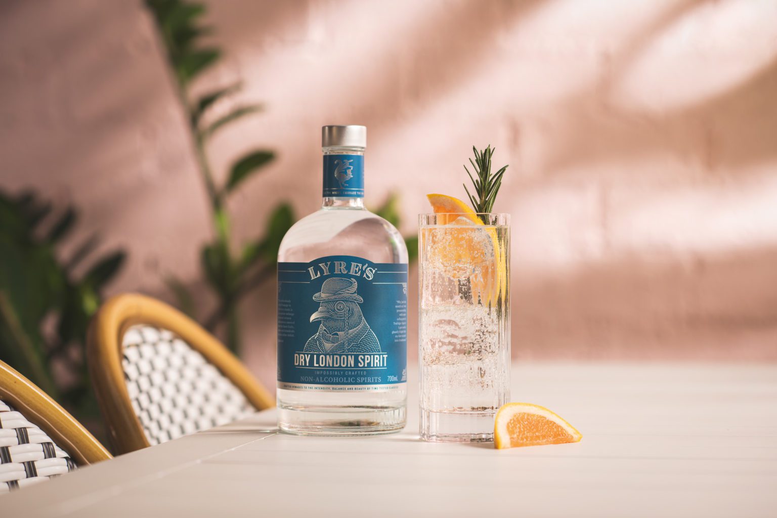 Lyres_Dry_London_Gin_Outdoor_RGB2 Proofdrinks